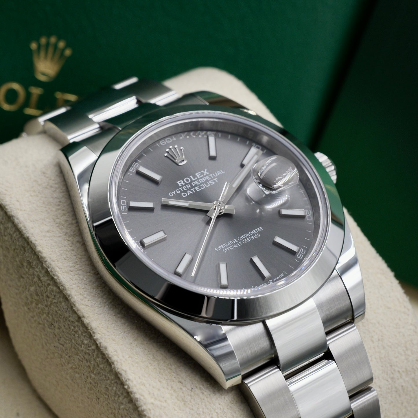 Rolex Datejust 41 Rhodium Smooth Oyster 126300 - Full Set (2026)
