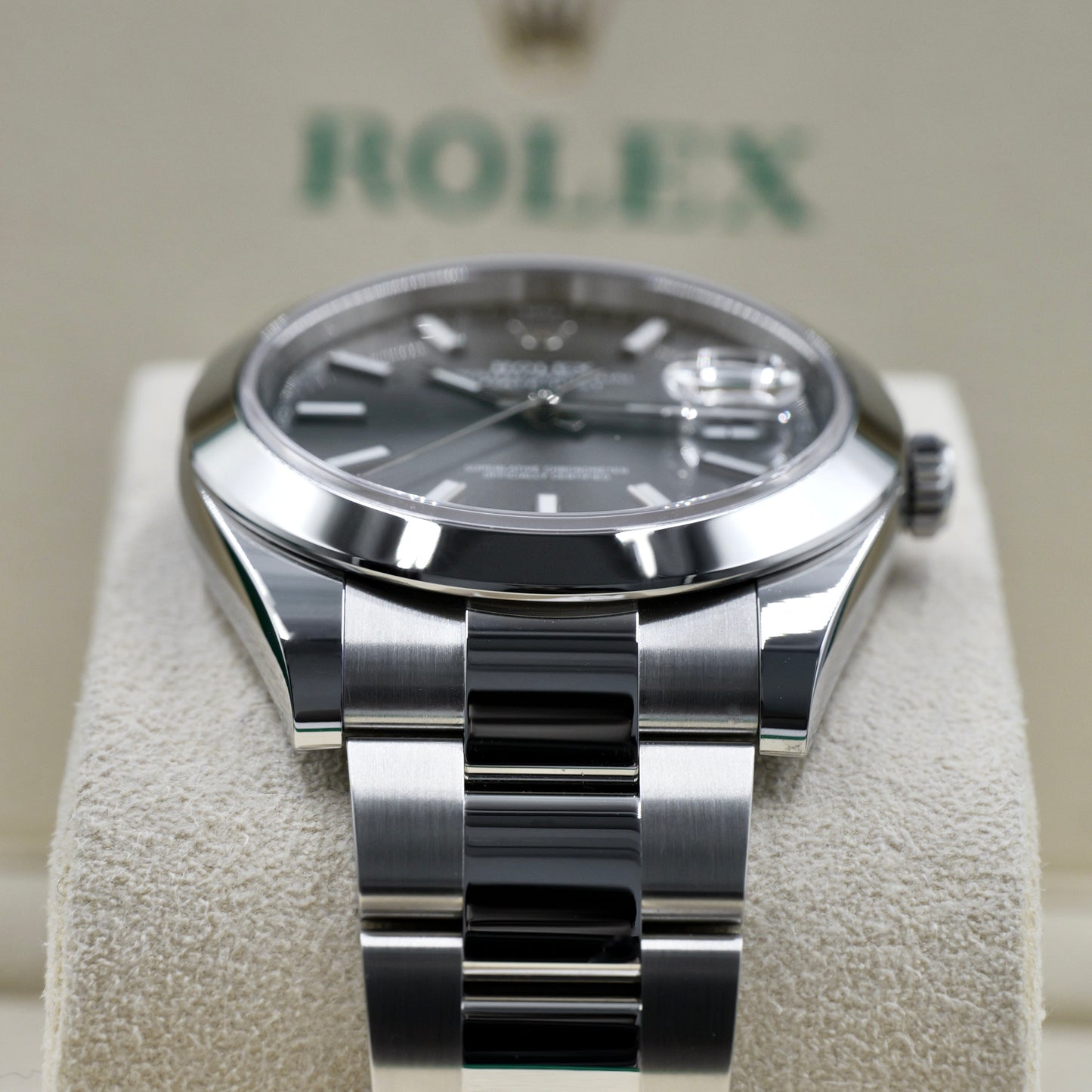 Rolex Datejust 41 Rhodium Smooth Oyster 126300 - Full Set (2026)