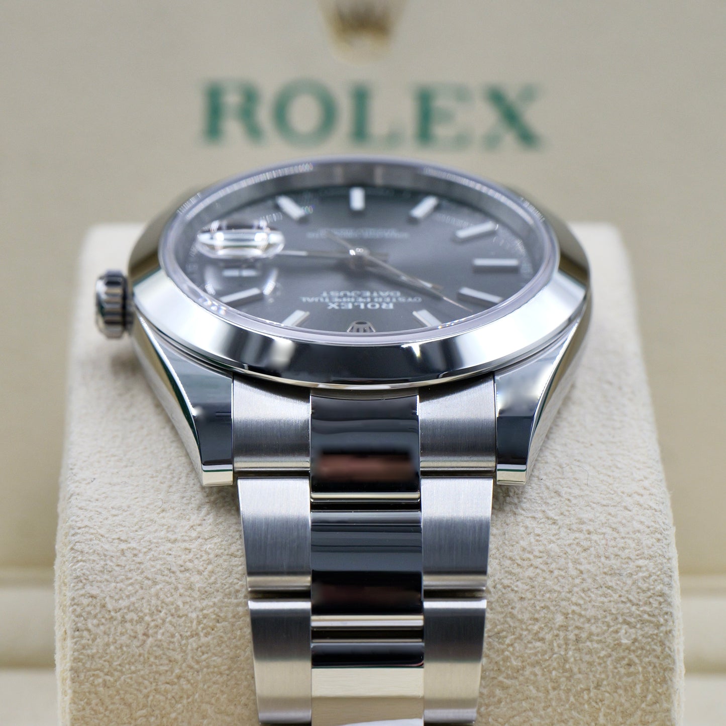 Rolex Datejust 41 Rhodium Smooth Oyster 126300 - Full Set (2026)