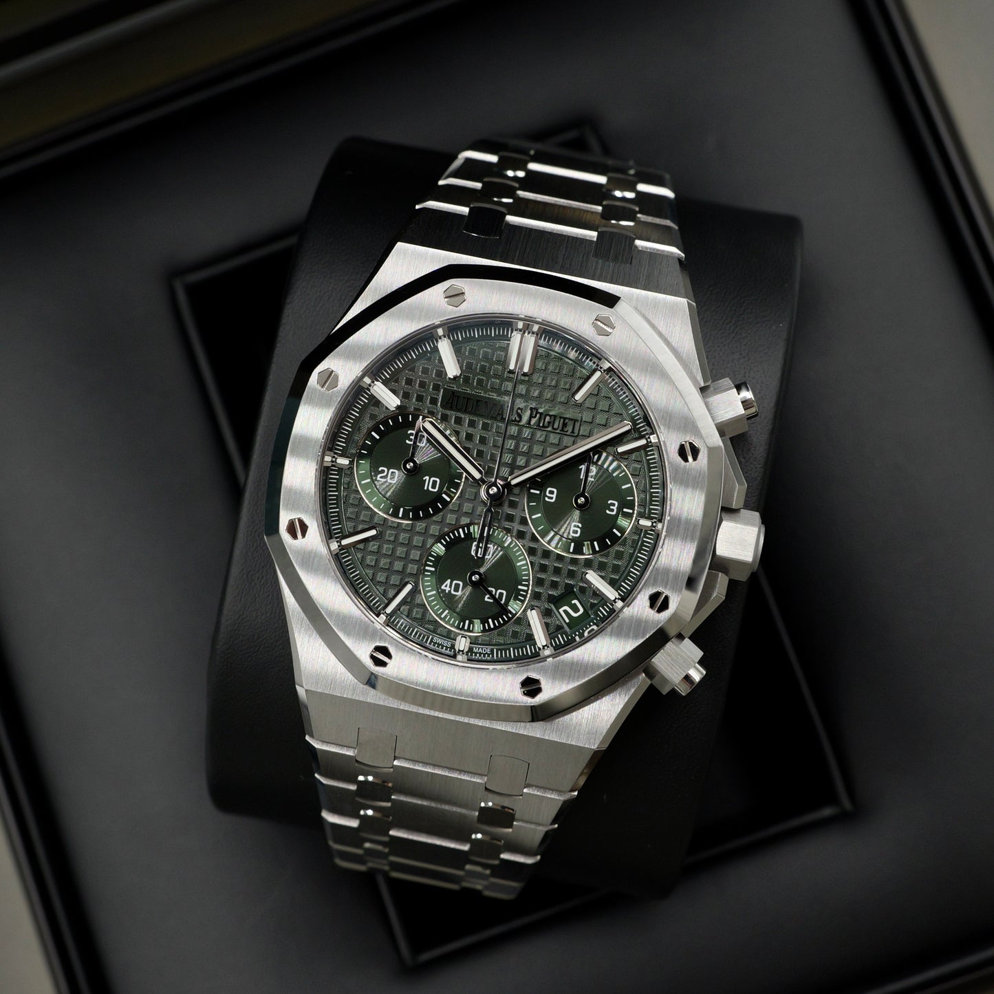 Audemars Piguet Royal Oak Chronograph Green Dial - Full Set (2026)