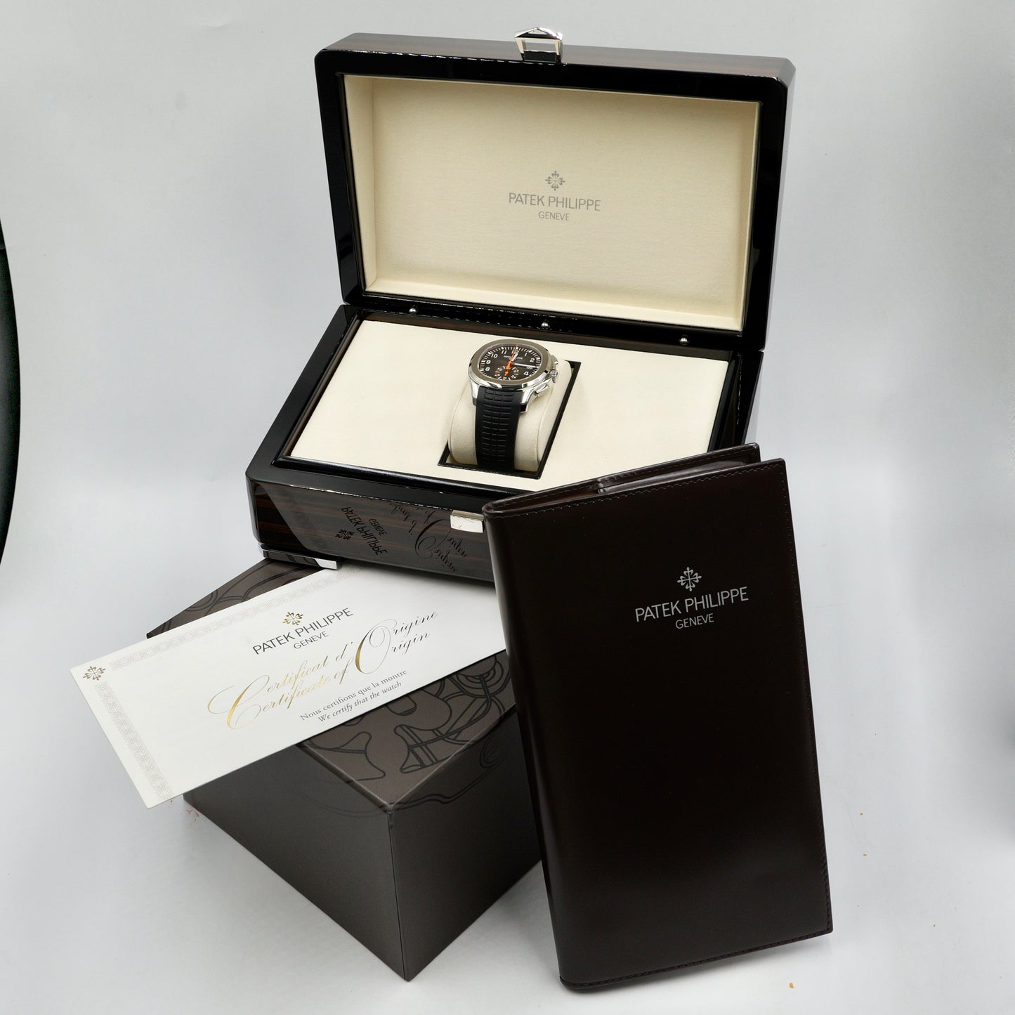 Patek Philippe Aquanaut 5968A - Full Set (2023)