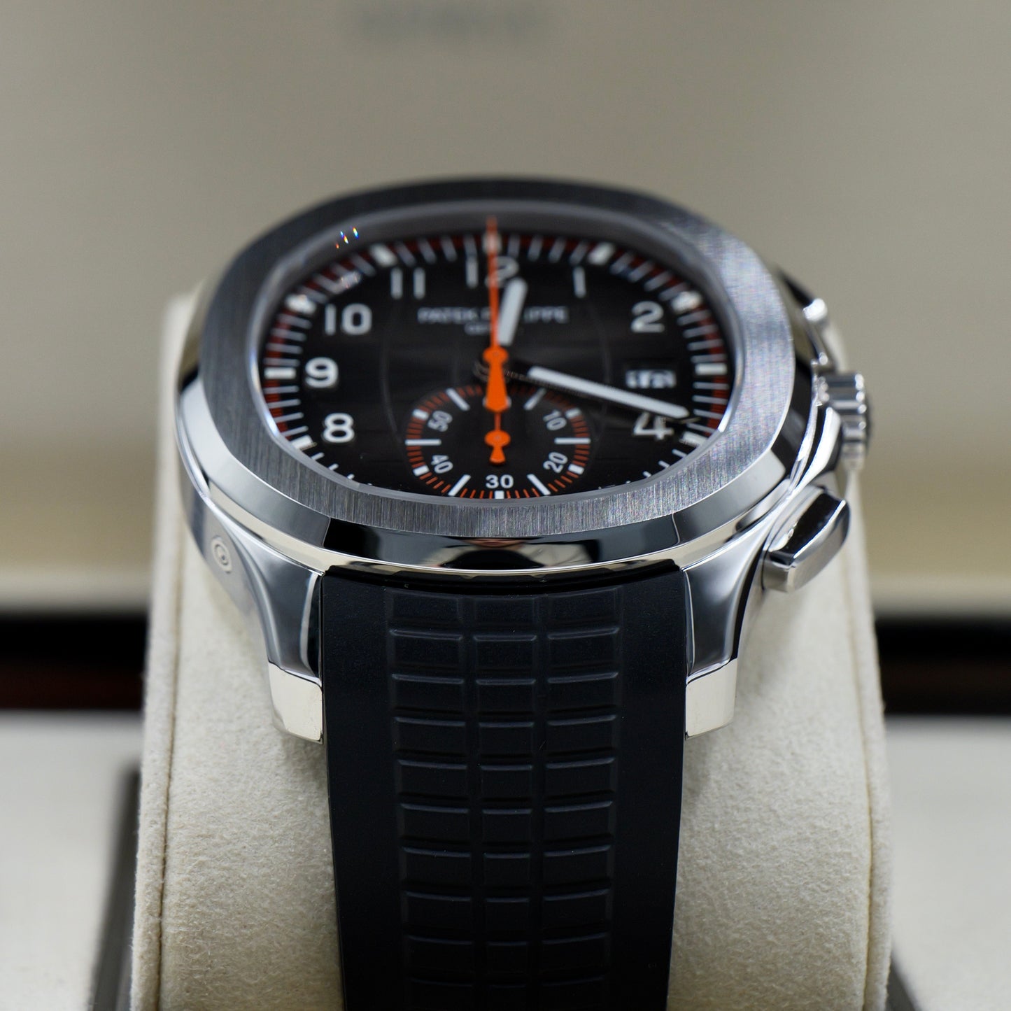 Patek Philippe Aquanaut 5968A - Full Set (2023)