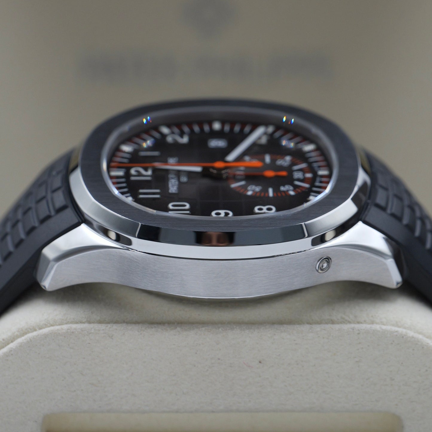 Patek Philippe Aquanaut 5968A - Full Set (2023)