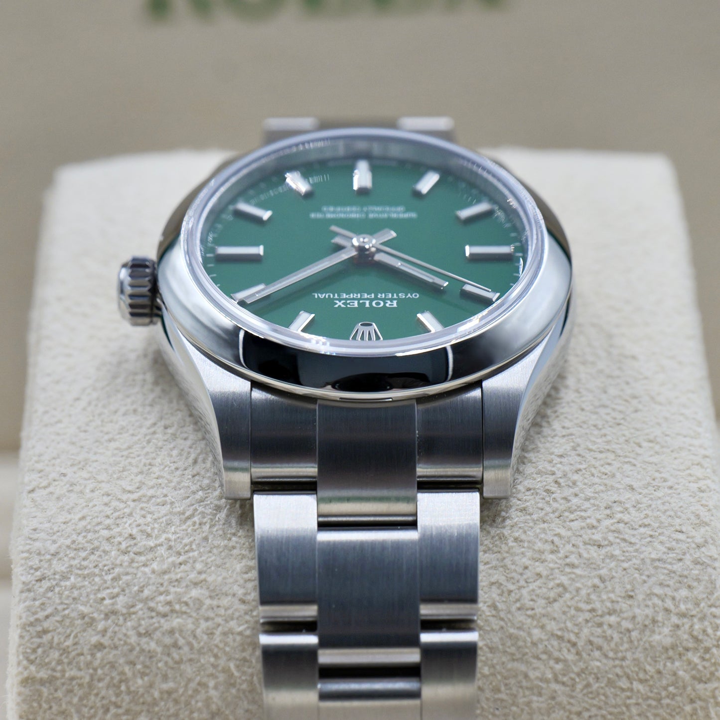 Rolex Oyster Perpetual 31 Green Dial 277200 - Full Set (2023)