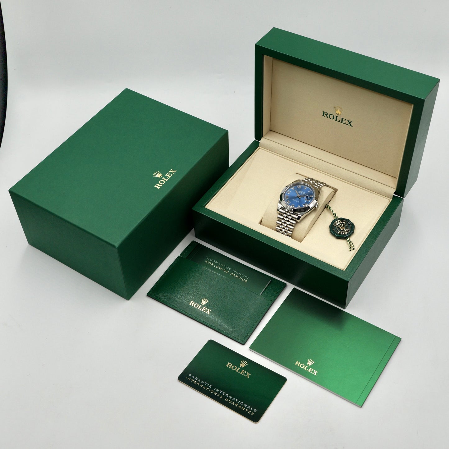 Rolex Datejust 41 Azzurro Blue Smooth Jubilee 126300 - Full Set (2026)