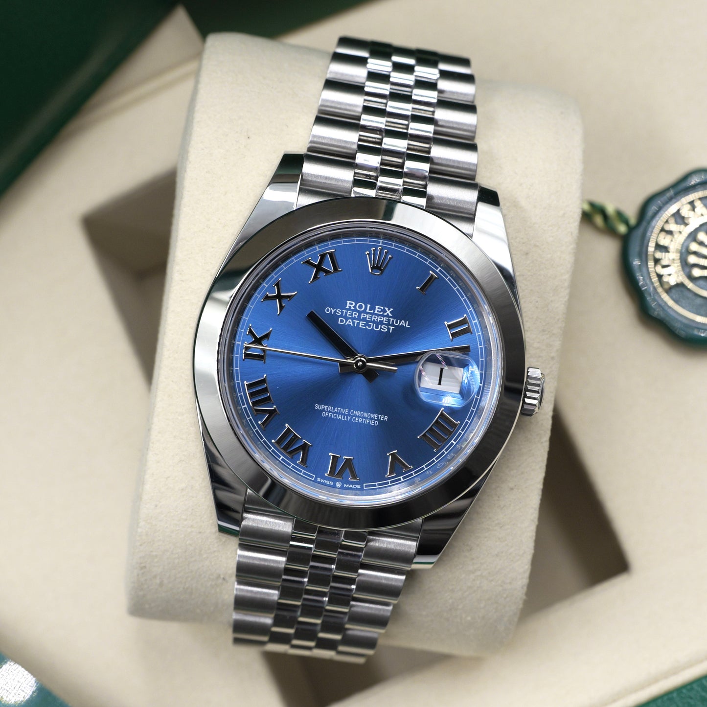 Rolex Datejust 41 Azzurro Blue Smooth Jubilee 126300 - Full Set (2026)