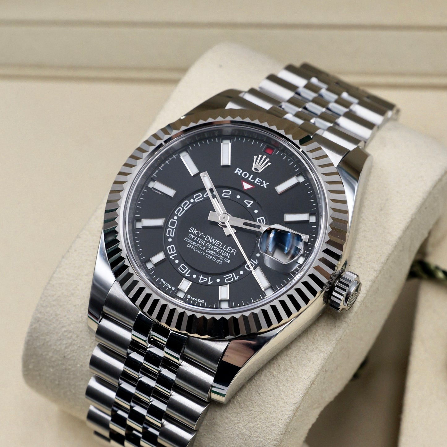 Rolex Sky-Dweller Black Dial Jubilee 336934 - Full Set (2026)
