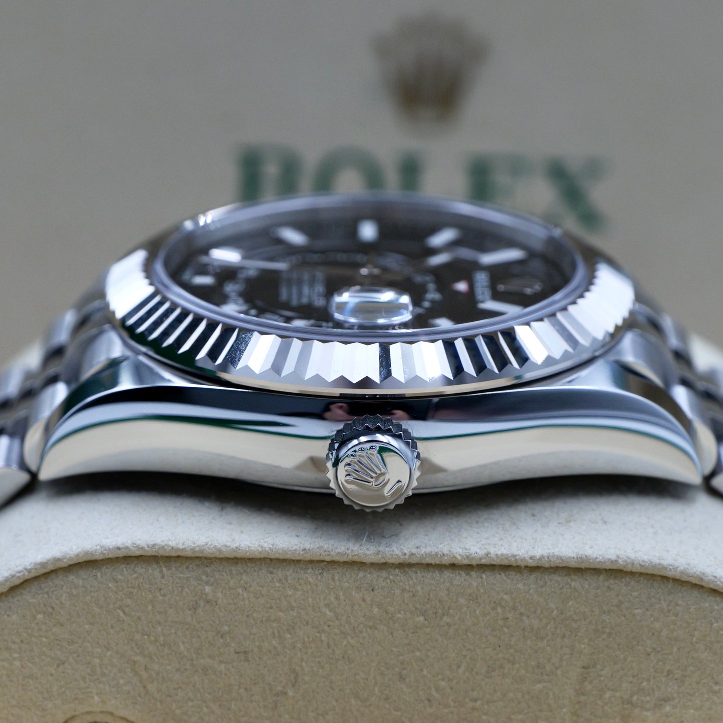 Rolex Sky-Dweller Black Dial Jubilee 336934 - Full Set (2026)