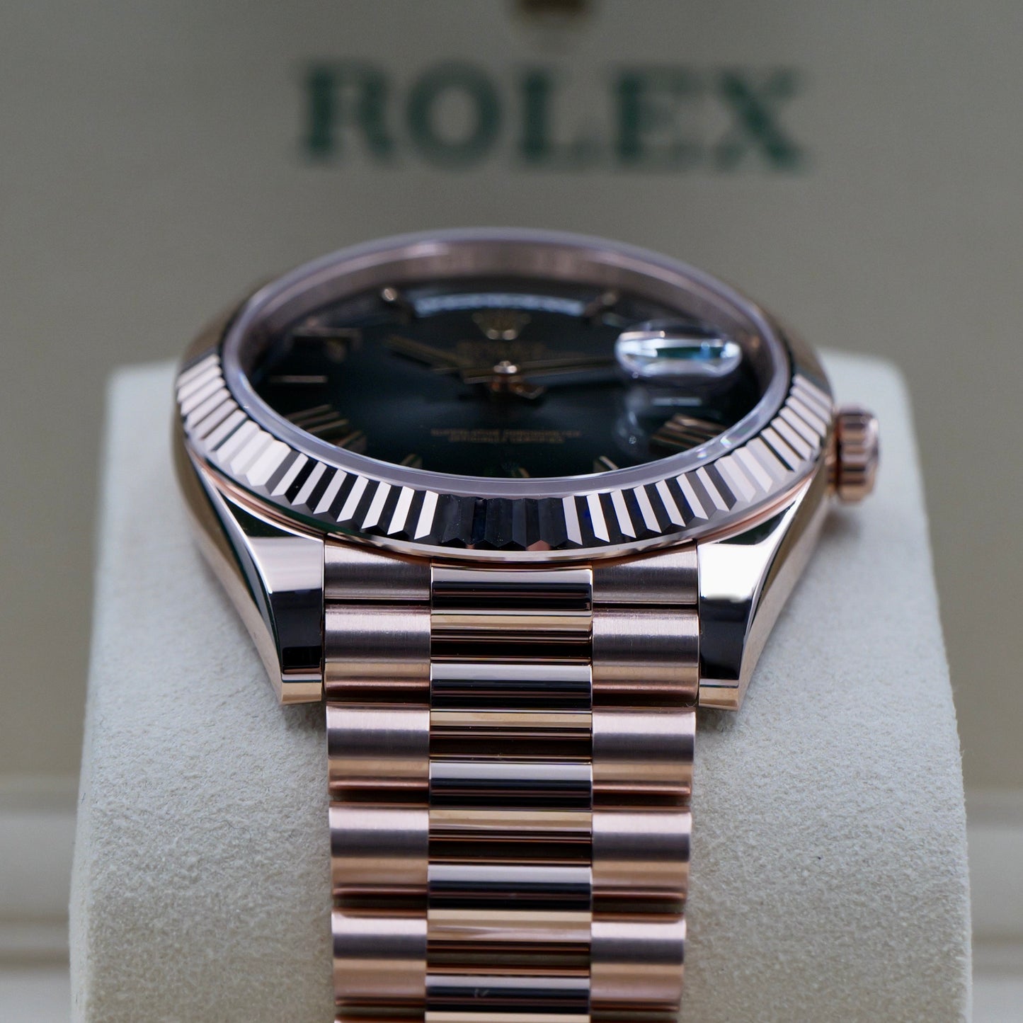 Rolex Day-Date 40 Ombré 228235 - Full Set (2026)