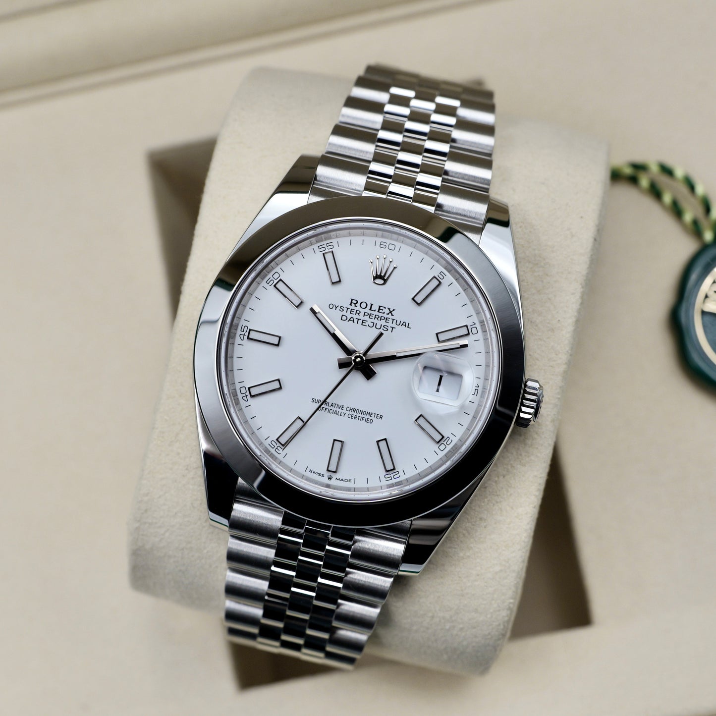 Rolex Datejust 41 White Baton Dial Smooth Jubilee 126300 - Full Set (2025)