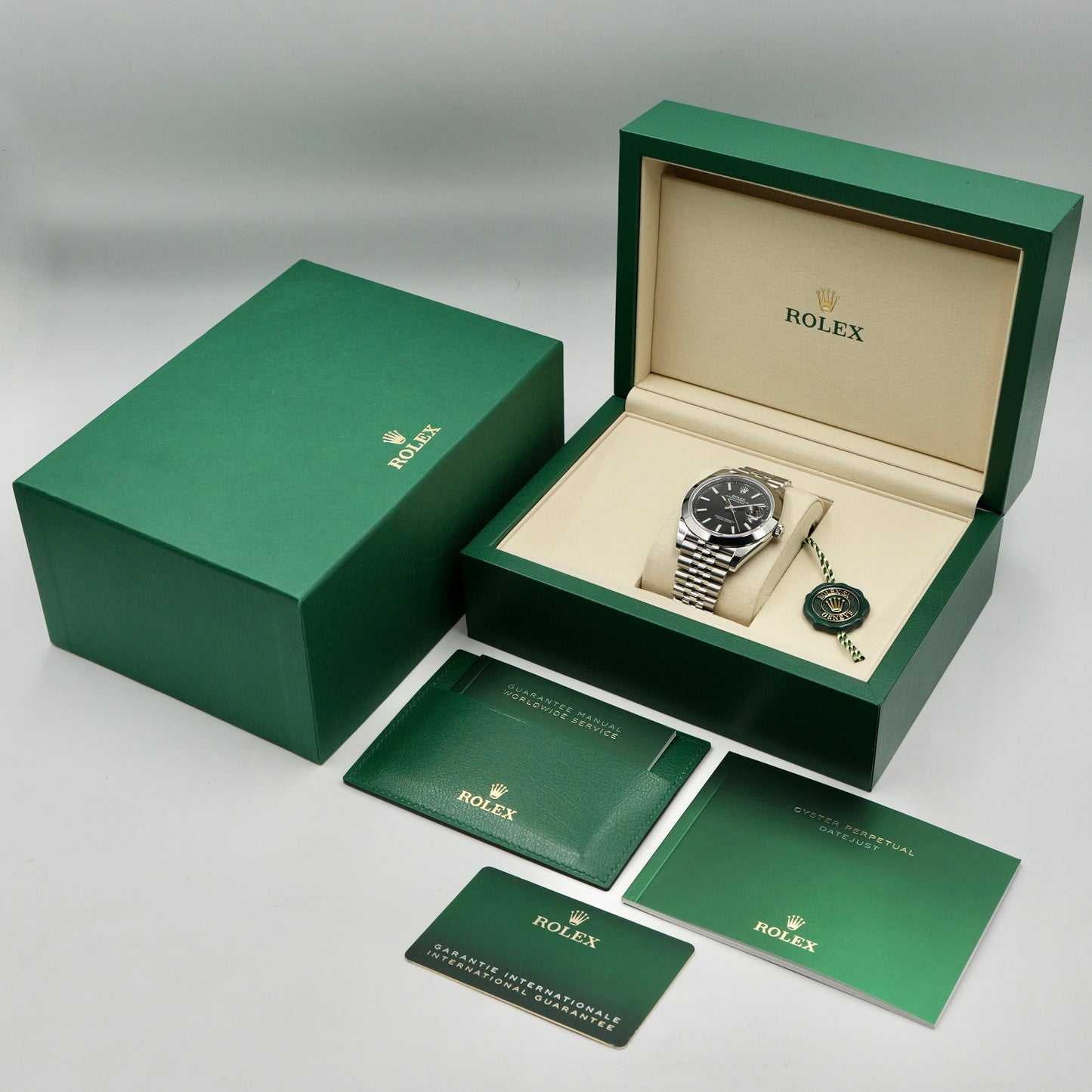 Rolex Datejust 41 Black Baton Smooth Jubilee 126300 - Full Set (2025)