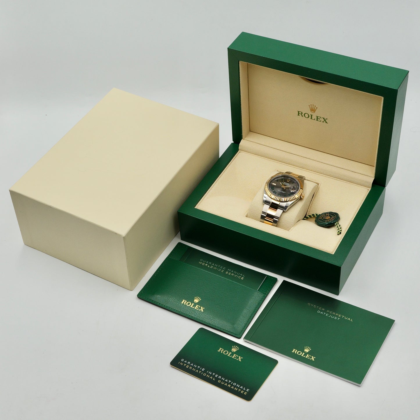 Rolex Datejust 41 Steel and Yellow Gold Wimbledon 126333 - Full Set (2022)