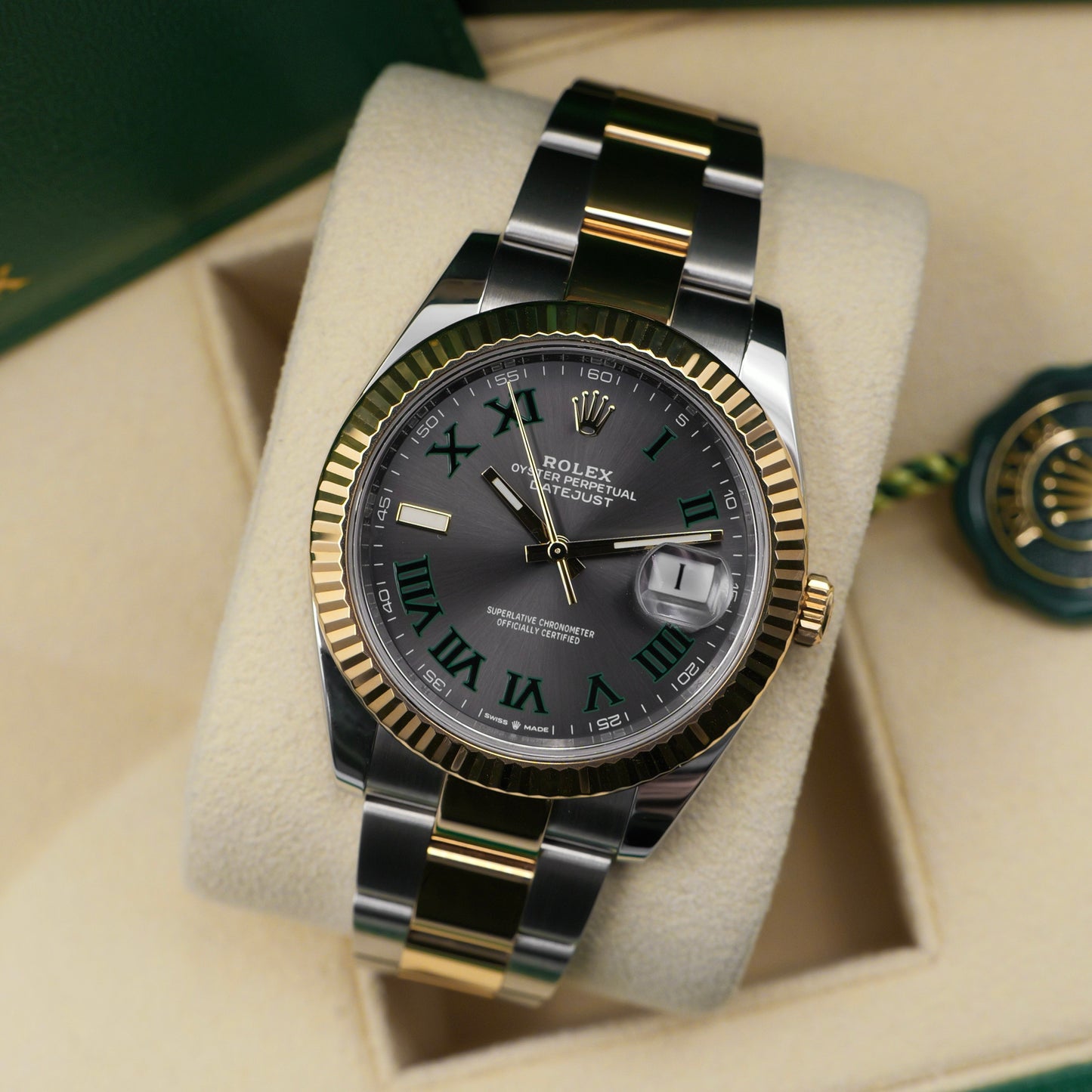 Rolex Datejust 41 Steel and Yellow Gold Wimbledon 126333 - Full Set (2022)