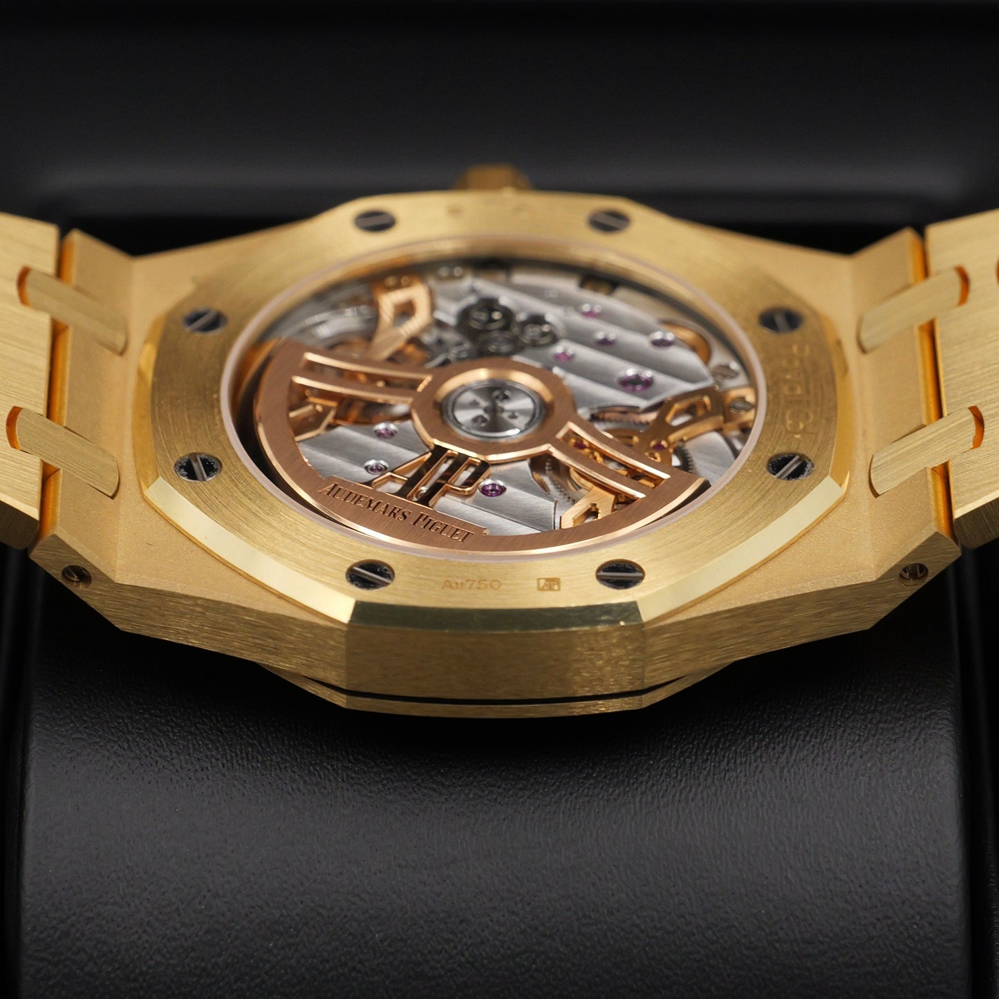 Audemars Piguet Royal Oak Jumbo Gold 16202BA - Full Set (2026)