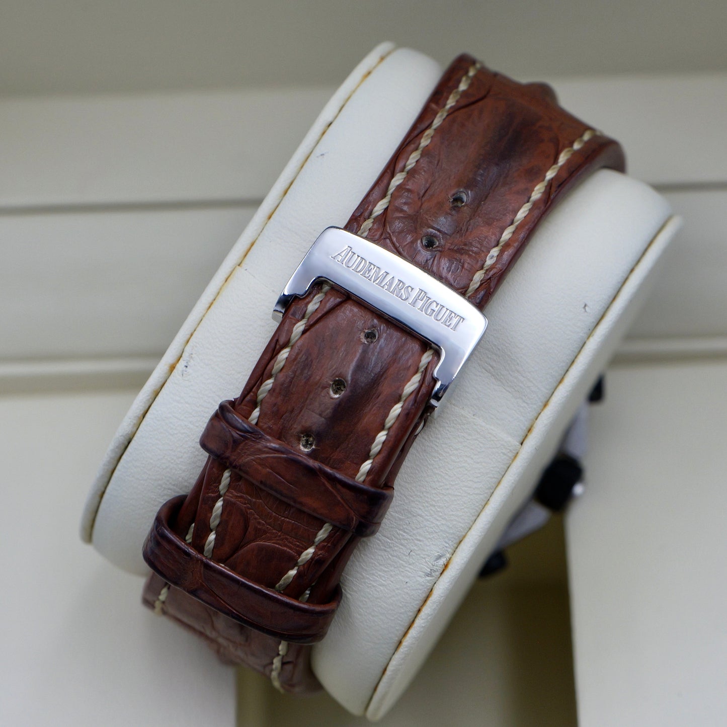 Audemars Piguet Royal Oak Offshore Safari White Dial Leather Strap 26170ST