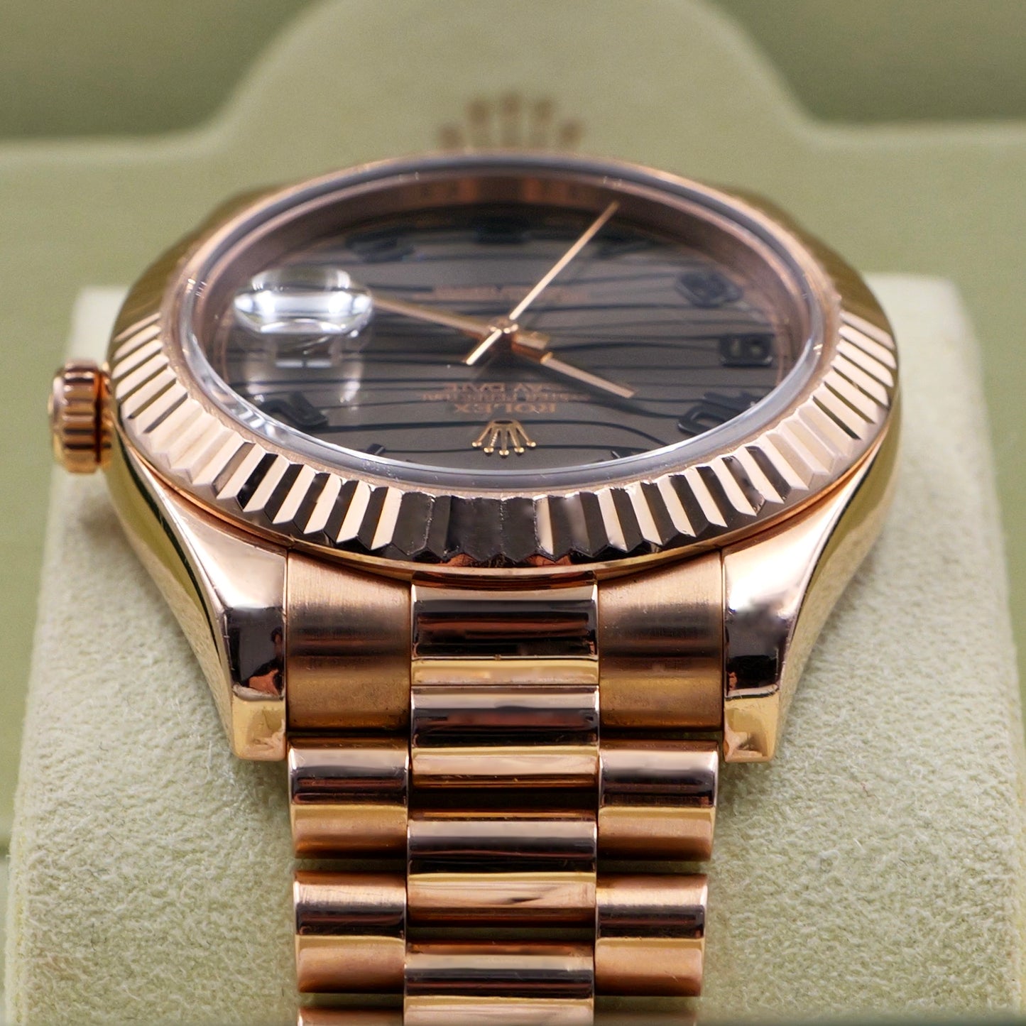 Rolex Day-Date II Wave Dial 218235 - Full Set (2013)