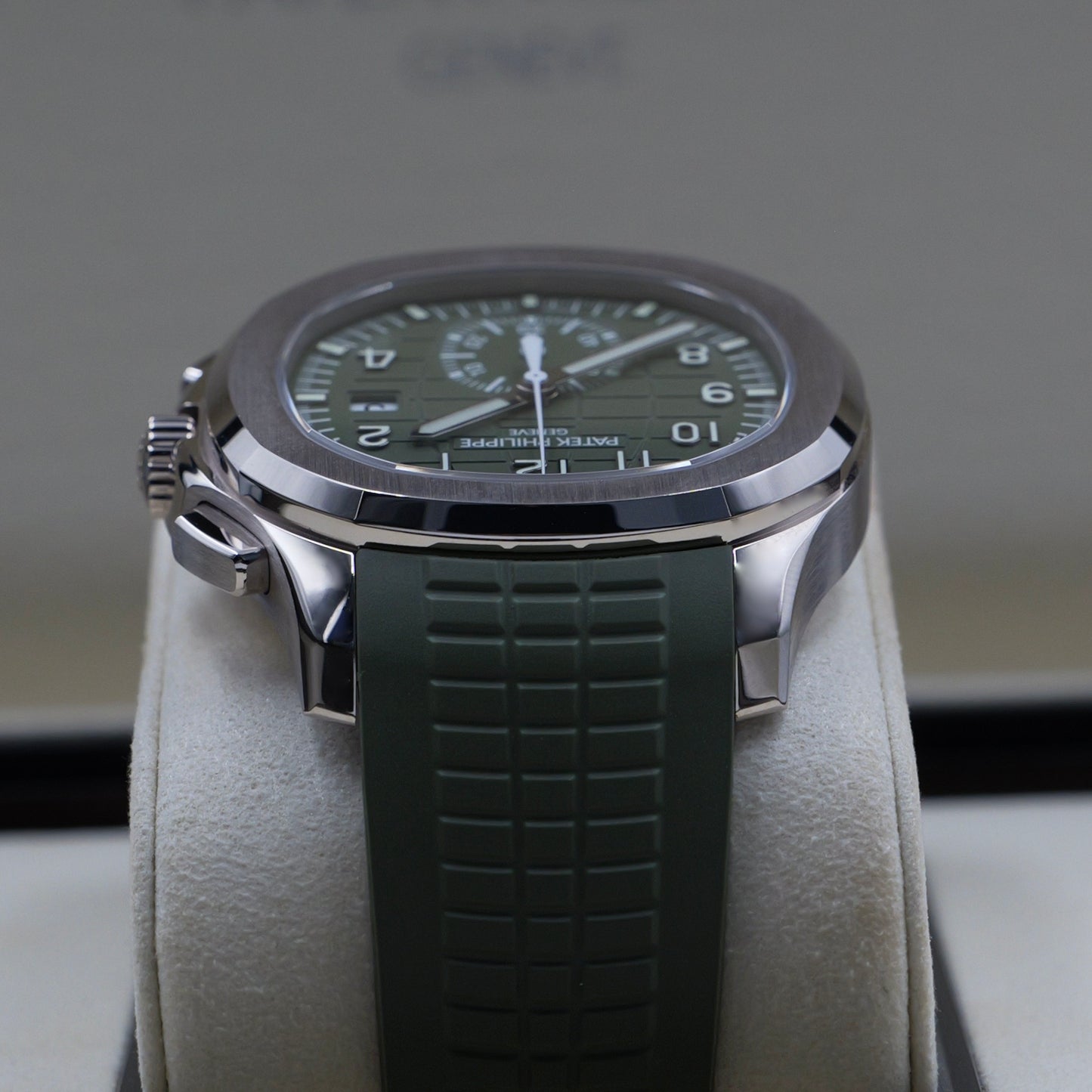 Patek Philippe Aquanaut Green 5968G - Full Set (2026)