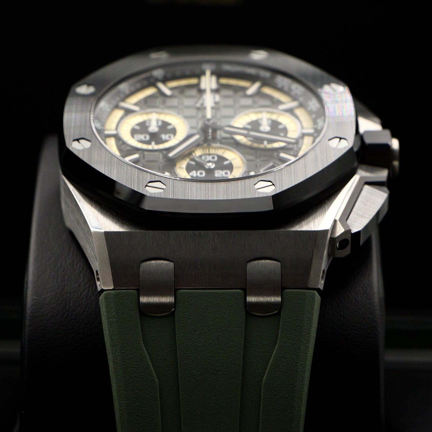Audemars Piguet Royal Oak Offshore Green Strap 26420IO - Full Set (2026)