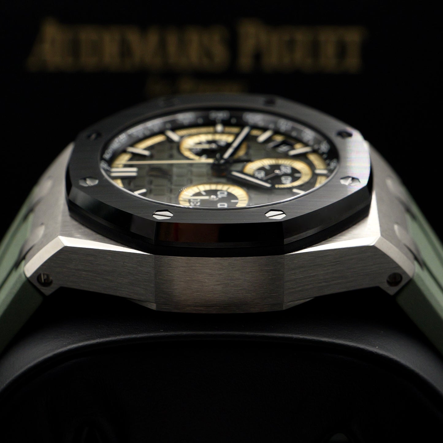 Audemars Piguet Royal Oak Offshore Green Strap 26420IO - Full Set (2026)