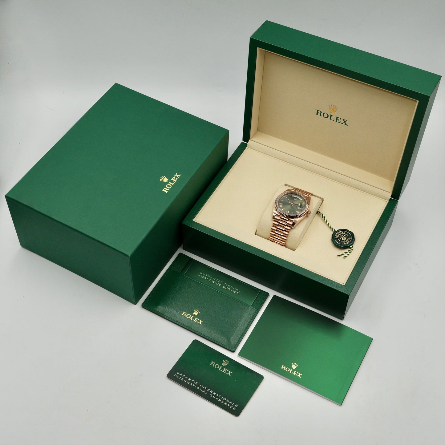 Rolex Day-Date 40 Olive 228235 Full Set (2026)