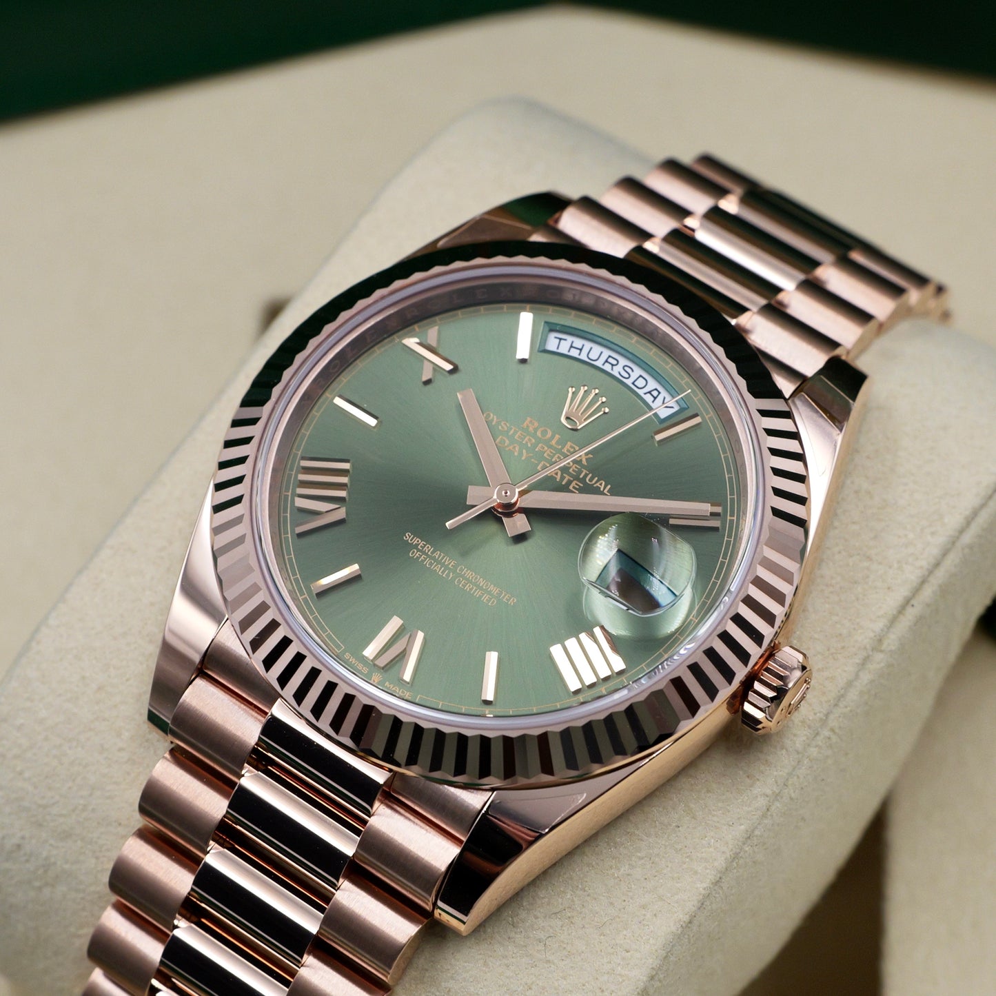 Rolex Day-Date 40 Olive 228235 Full Set (2026)