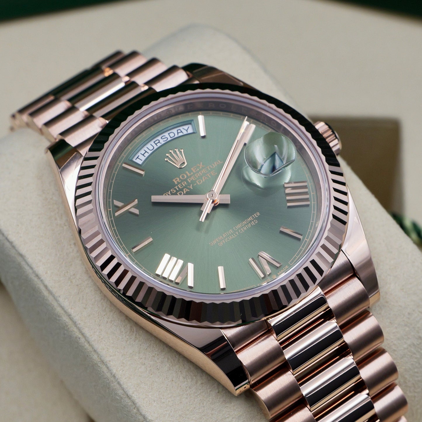 Rolex Day-Date 40 Olive 228235 Full Set (2026)