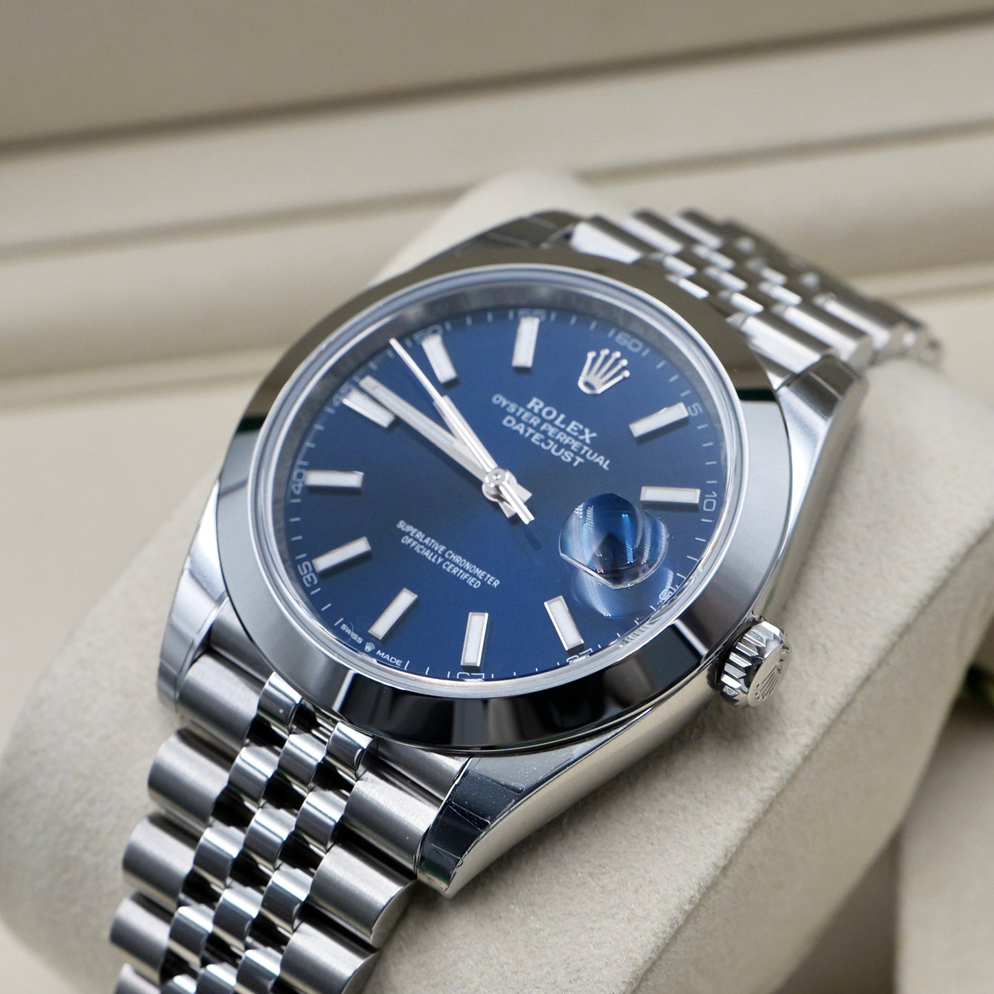Datejust 41 Blue Baton Dial Smooth Jubilee 126300 - Full Set (2026)