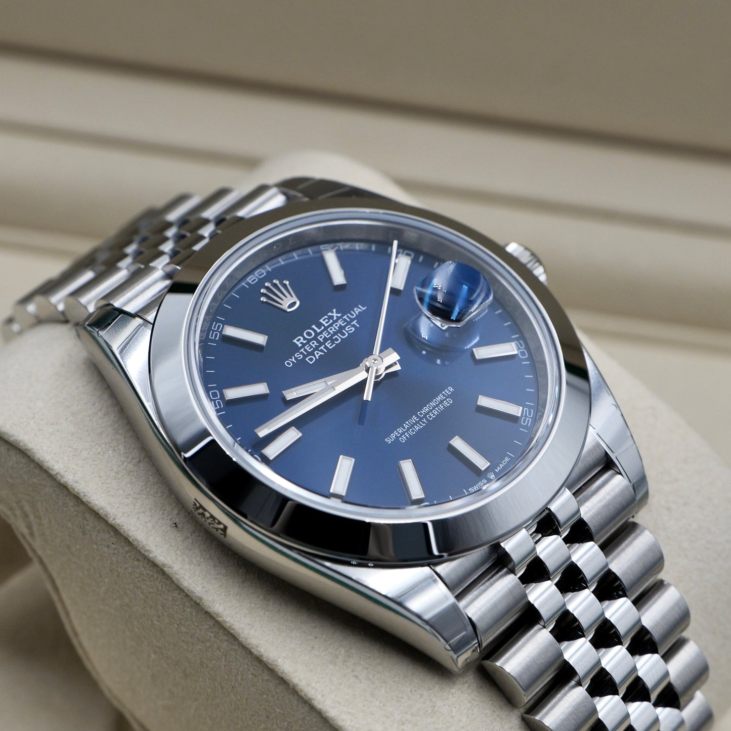 Datejust 41 Blue Baton Dial Smooth Jubilee 126300 - Full Set (2026)