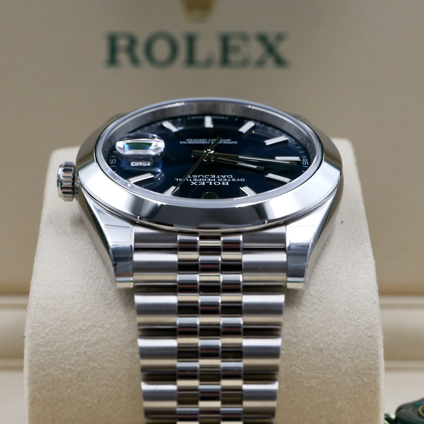 Datejust 41 Blue Baton Dial Smooth Jubilee 126300 - Full Set (2026)