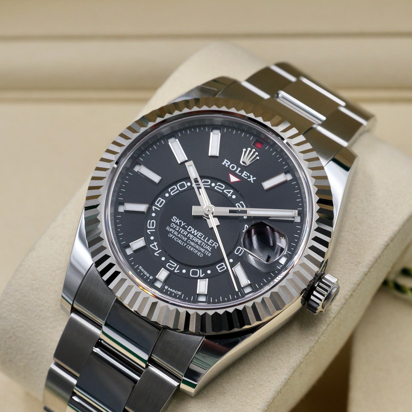 Rolex Sky-Dweller Black Dial Oyster 336934 - Full Set (2026)