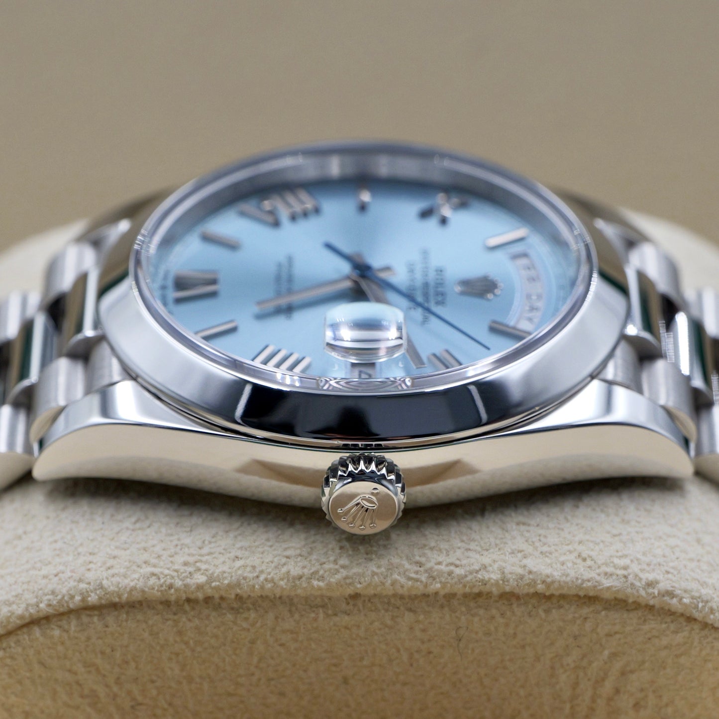 Rolex Day-Date 40 Platinum Ice Blue Roman Numeral Dial 228206 - Full Set (2021)