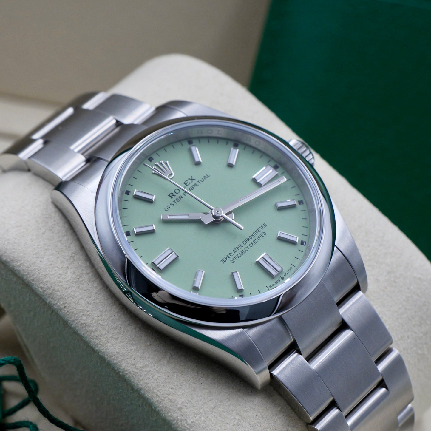 Rolex Oyster Perpetual 36 Pistachio 126000 - Full Set (2026)