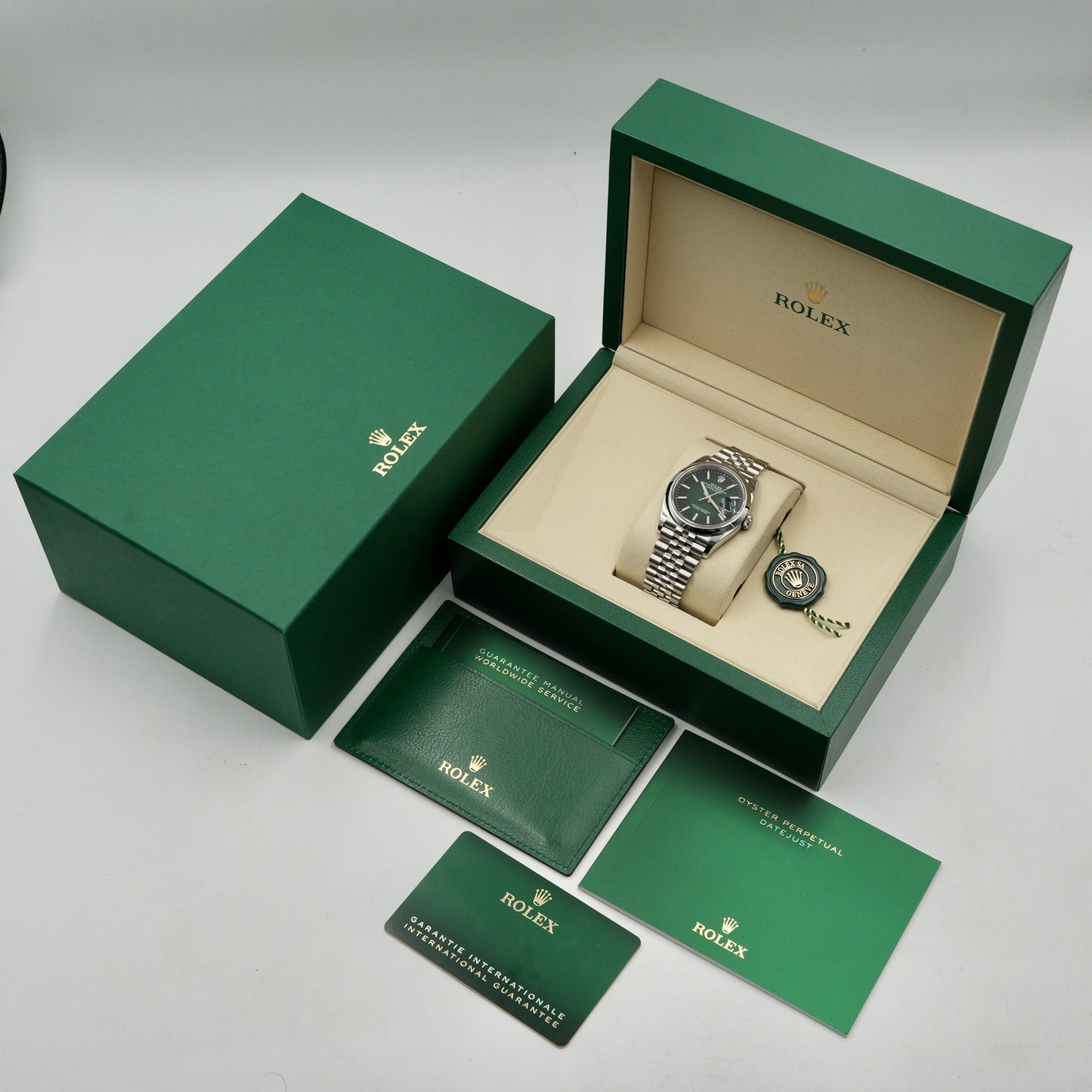 Rolex Datejust 36 Ombré Smooth Jubilee 126200 - Full Set (2026)