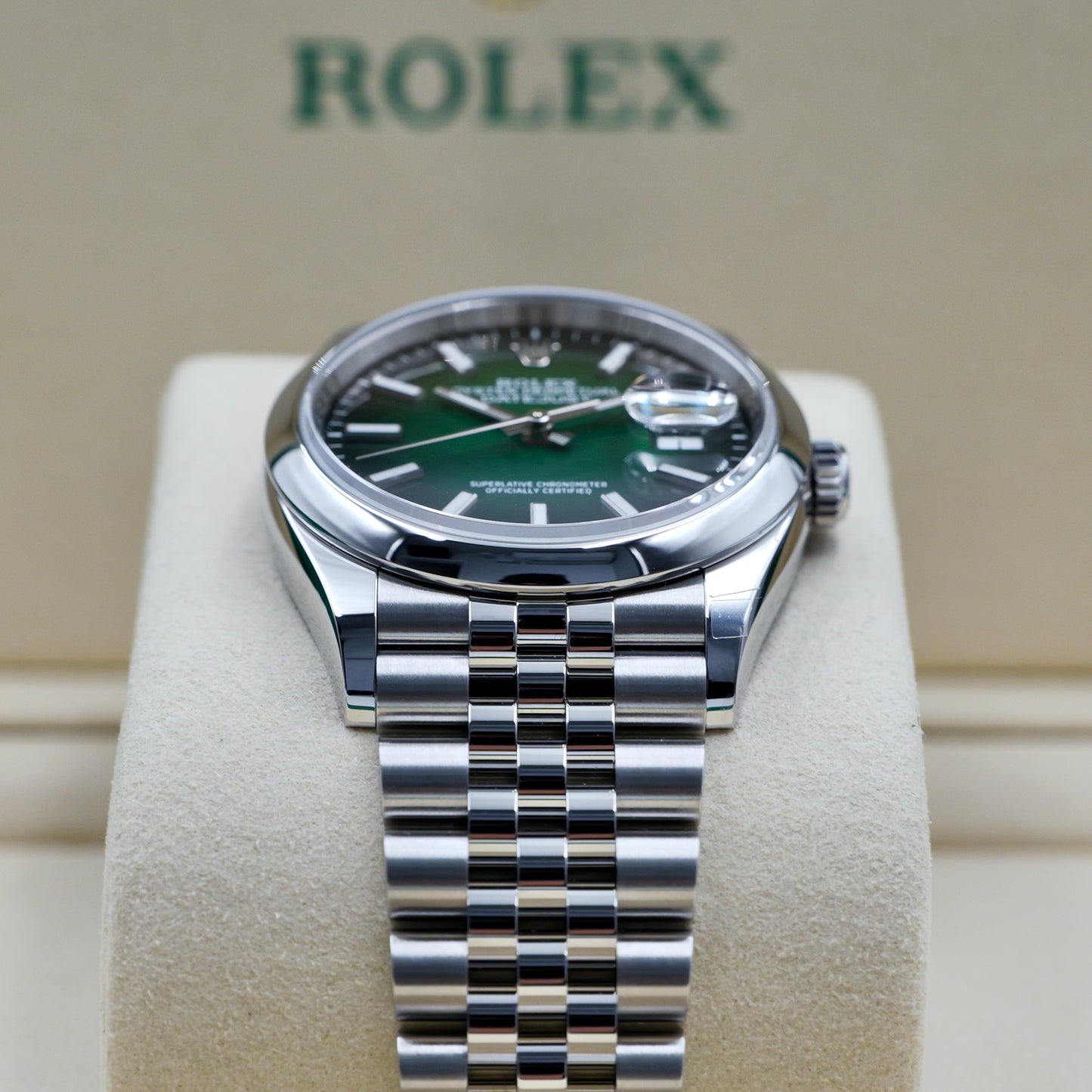 Rolex Datejust 36 Ombré Smooth Jubilee 126200 - Full Set (2026)