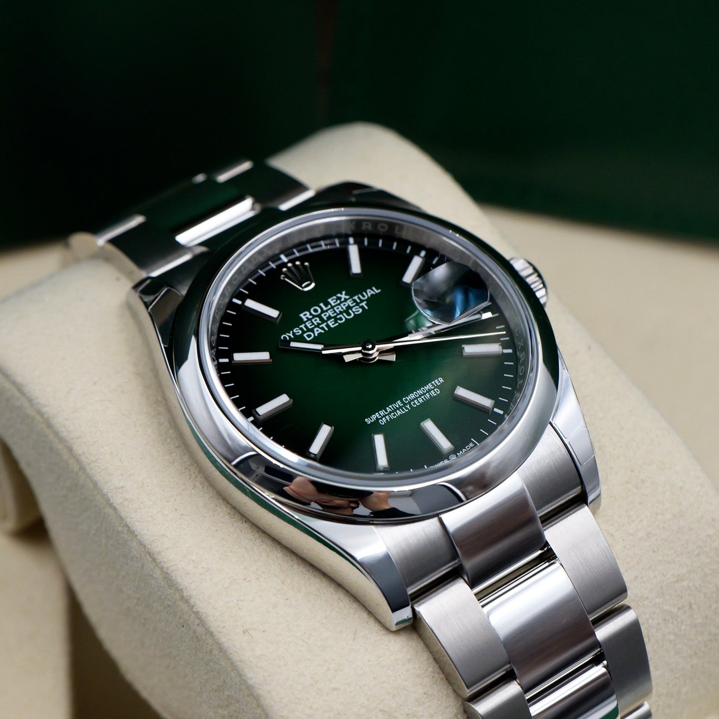 Rolex Datejust 36 Ombré Smooth Oyster 126200 - Full Set (2026)