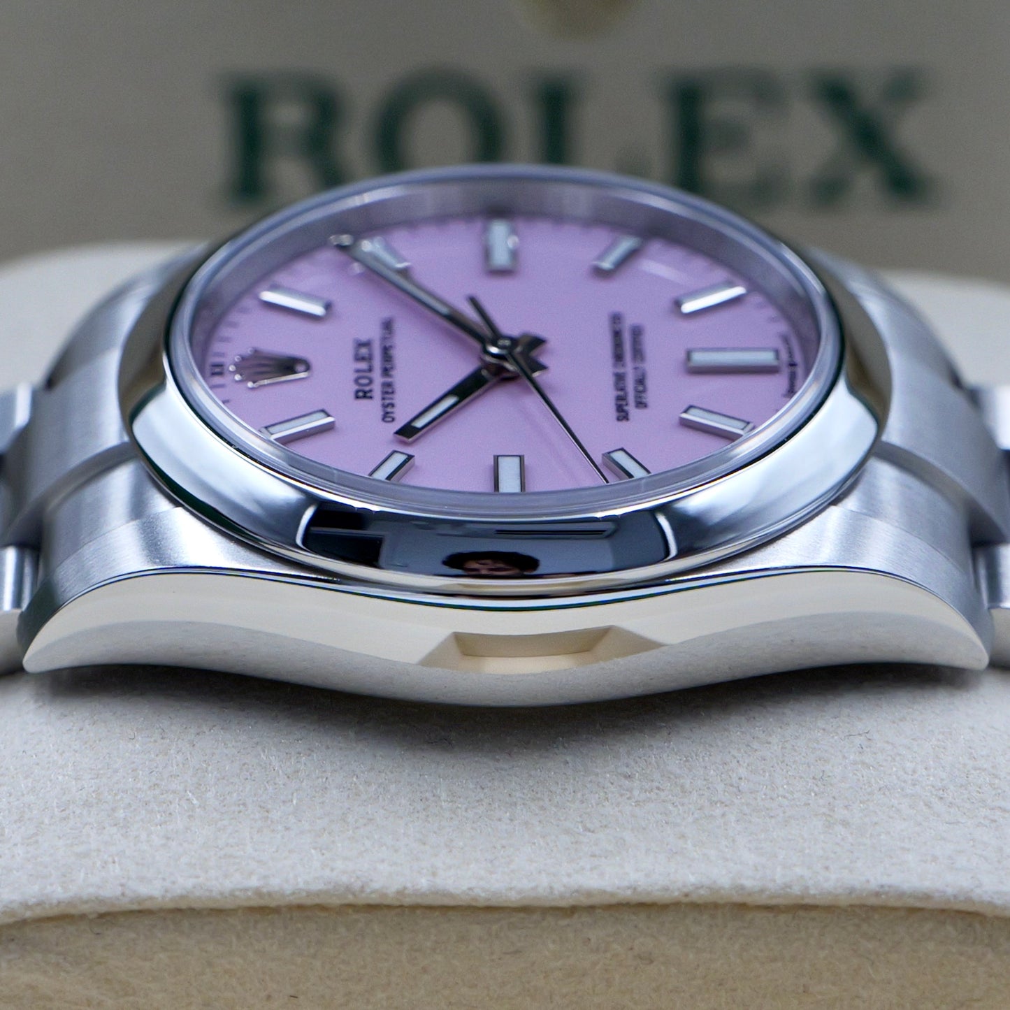 Rolex Oyster Perpetual 34 Candy Pink 124200 Full Set 2026