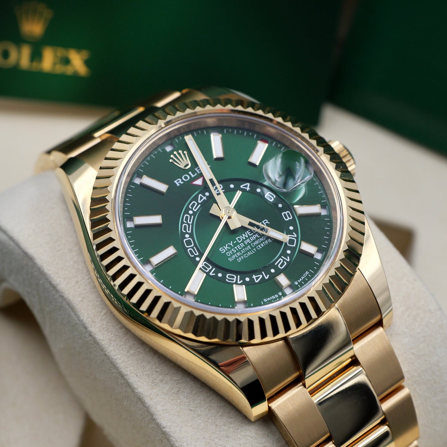 Rolex Sky-dweller Green Dial 336934 - Full Set (2025)