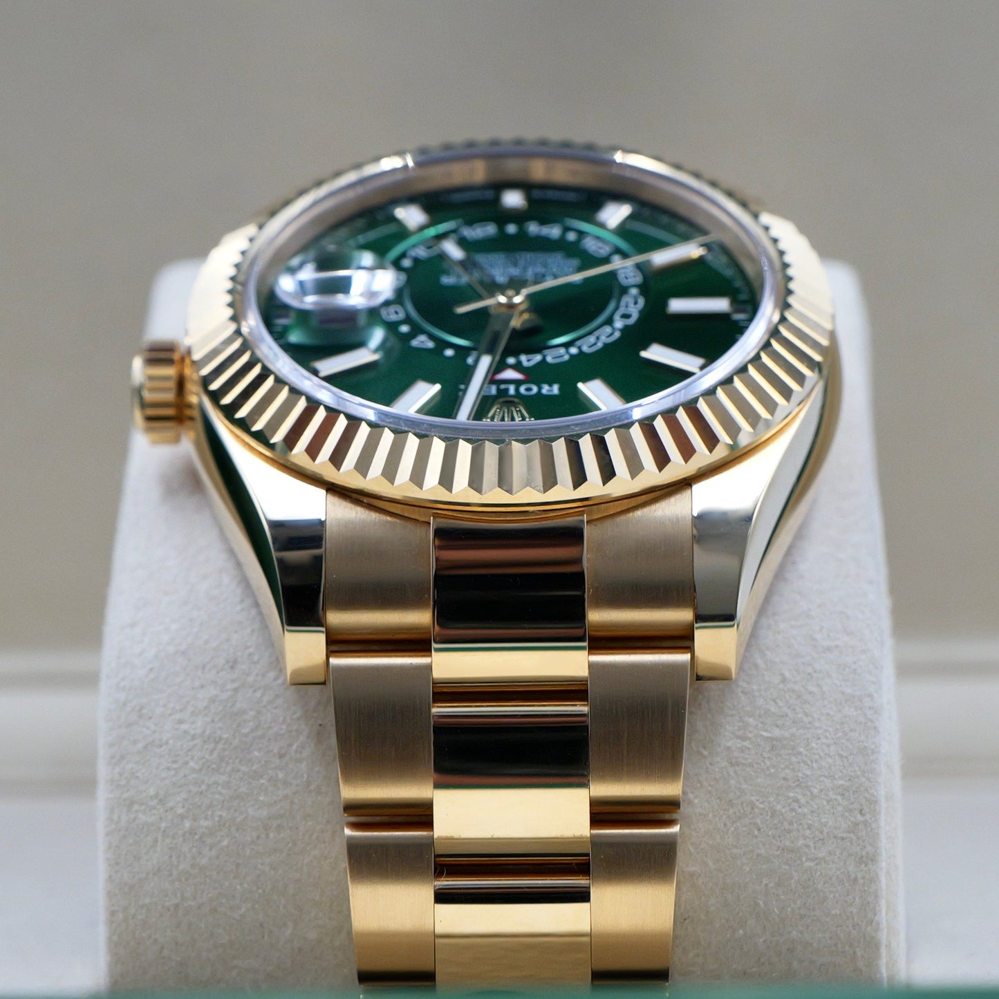Rolex Sky-dweller Green Dial 336934 - Full Set (2025)