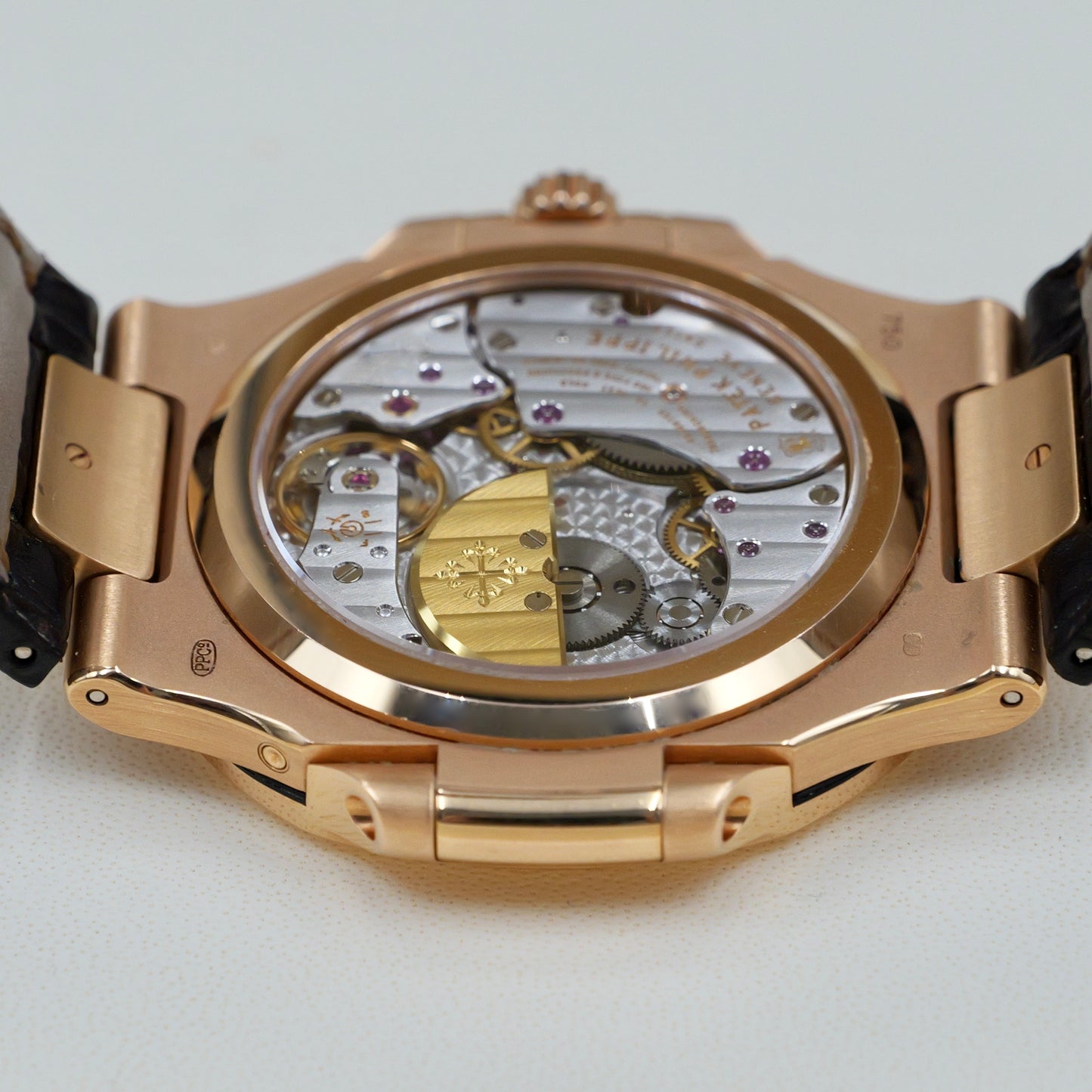 Patek Philippe Nautilus 5712R-001 - Full Set (2008)