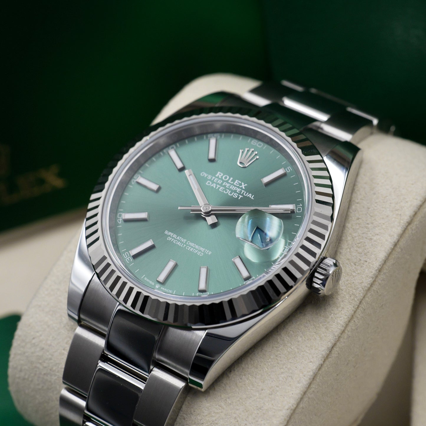 Rolex Datejust 41 Mint Green Fluted Oyster 126334 - Full Set (2026)