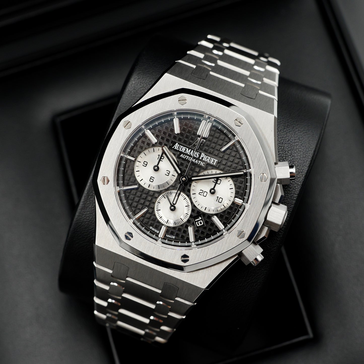 Audemars Piguet Royal Oak Chronograph Black Dial 26331ST - Full Set (2020)