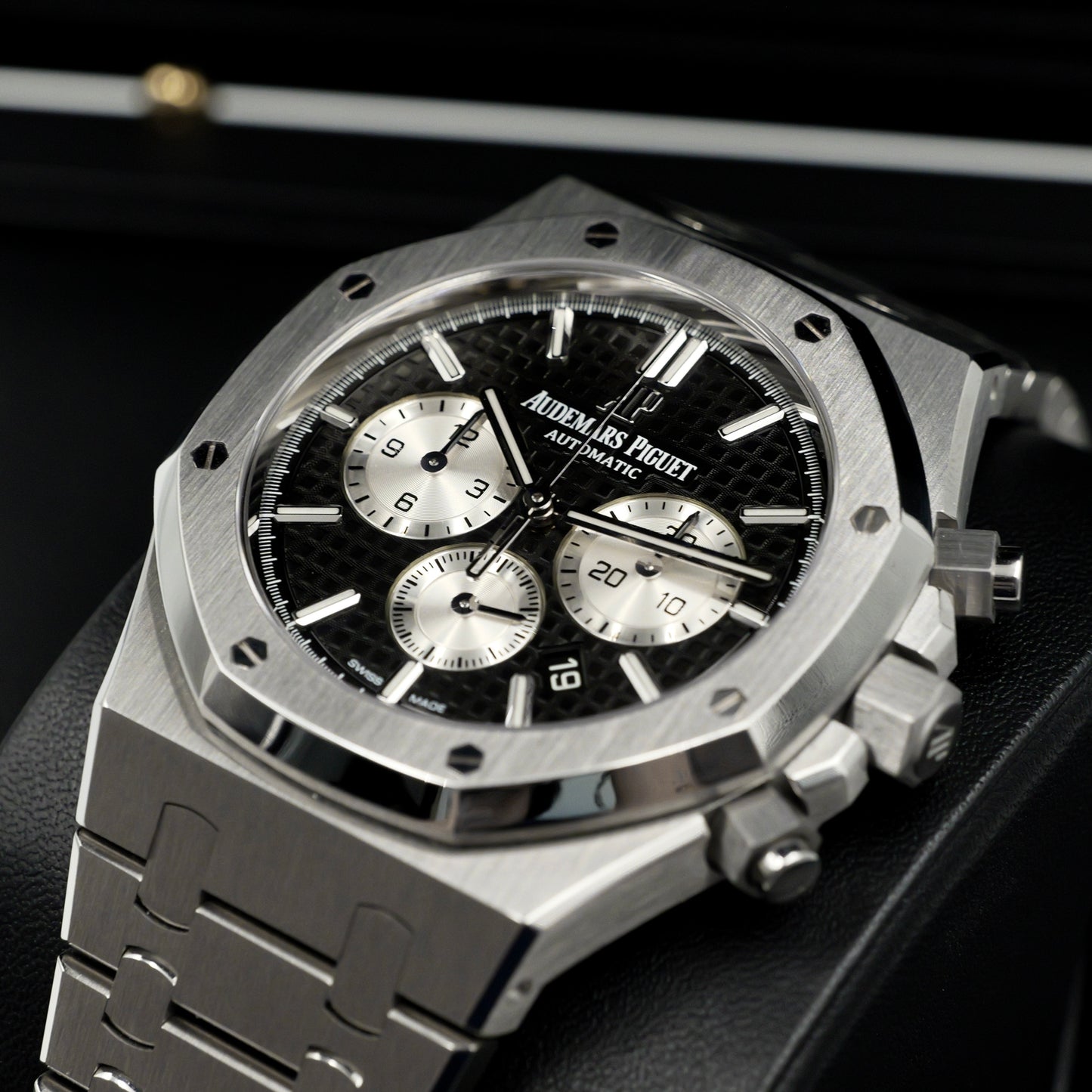 Audemars Piguet Royal Oak Chronograph Black Dial 26331ST - Full Set (2020)