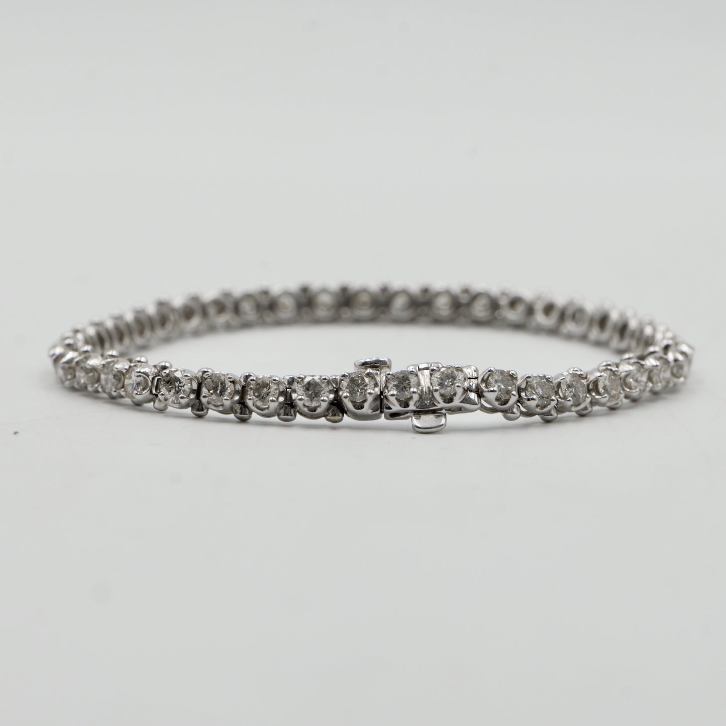 White Gold 3.8mm Illusion Set Diamond Tennis Bracelet