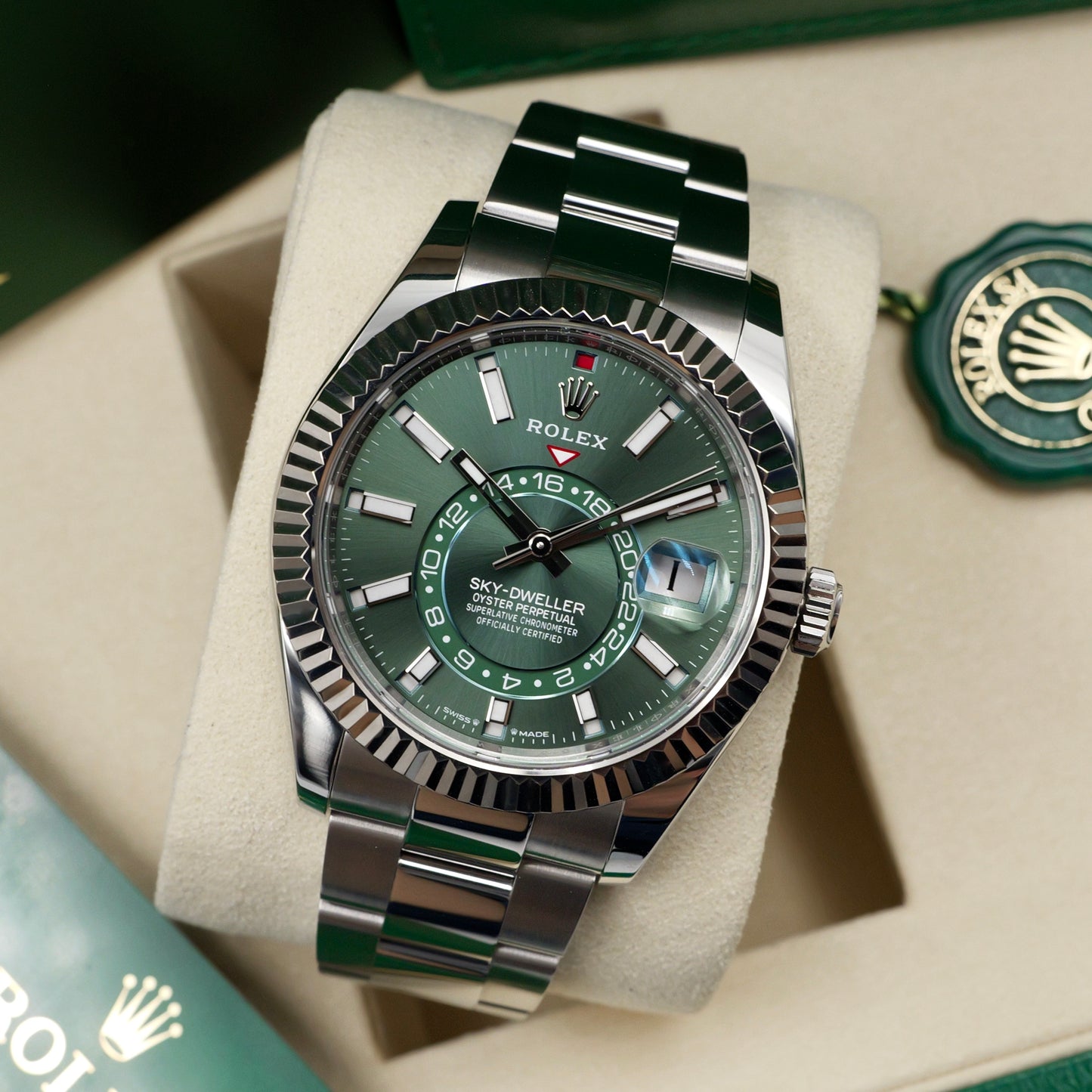 Rolex Sky-Dweller Green Dial Oyster Bracelet 336934 - Full Set (2025)