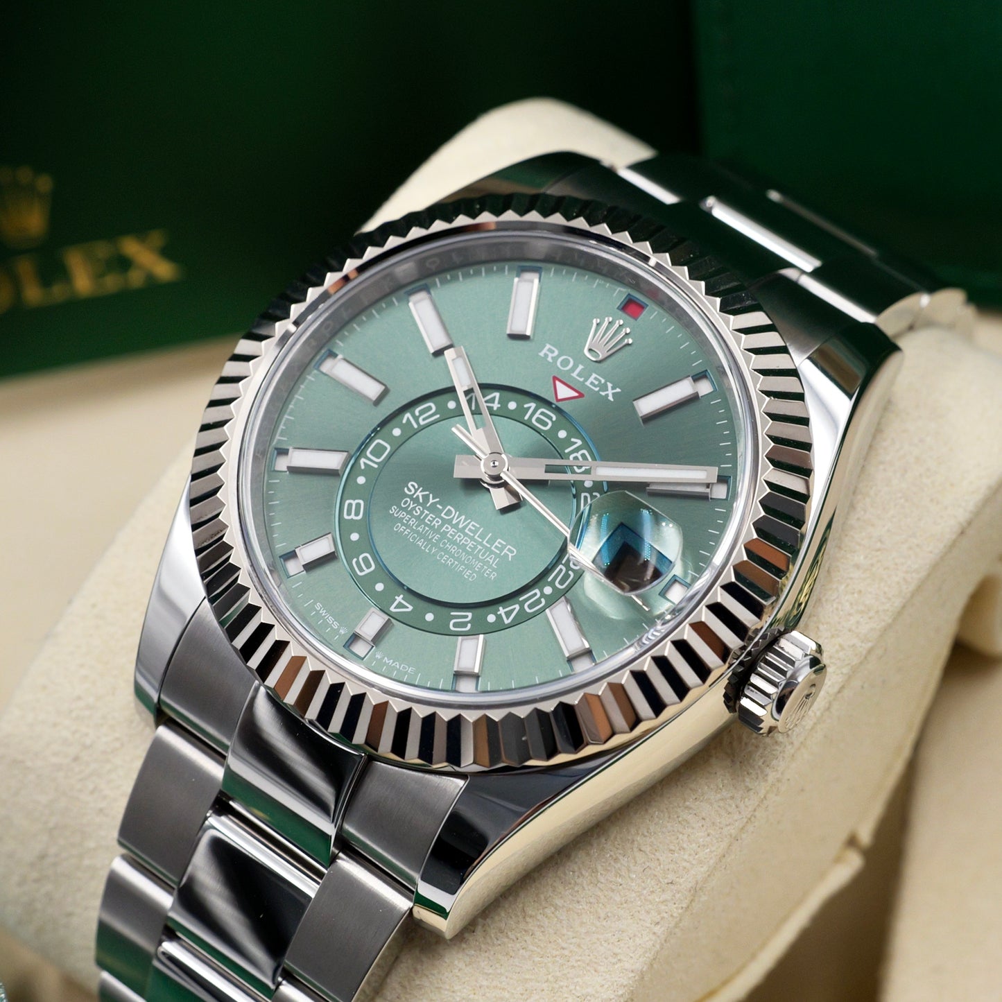 Rolex Sky-Dweller Green Dial Oyster Bracelet 336934 - Full Set (2025)