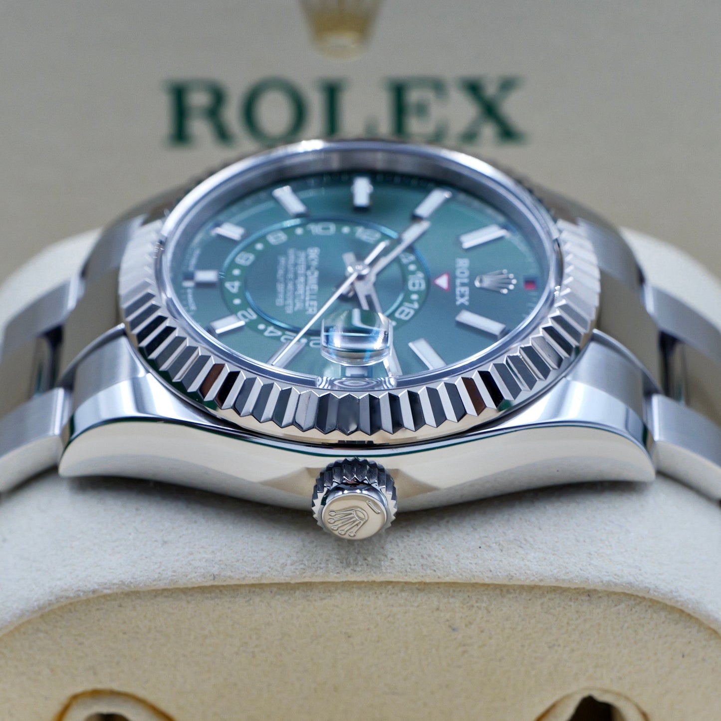 Rolex Sky-Dweller Green Dial Oyster Bracelet 336934 - Full Set (2025)