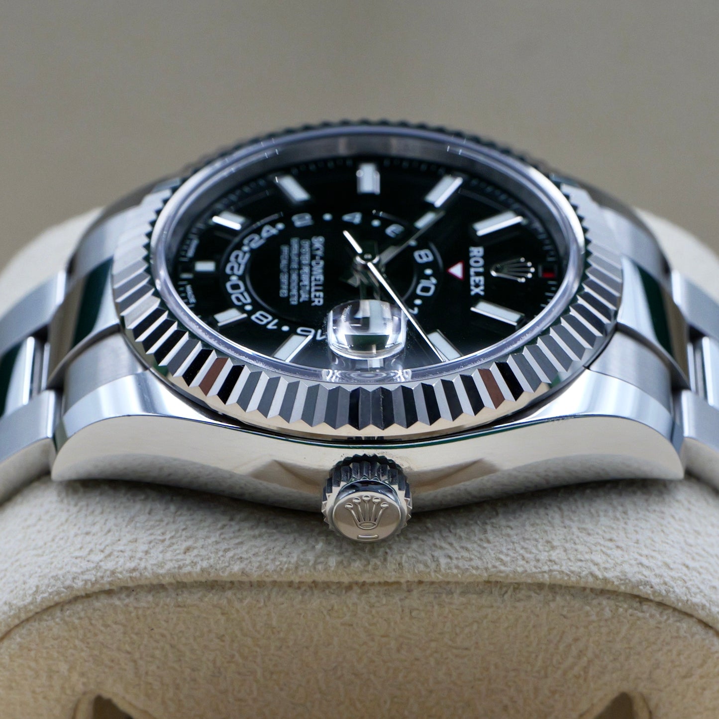 Rolex Sky-Dweller Black Dial Oyster Bracelet 326934 Full Set (2019)