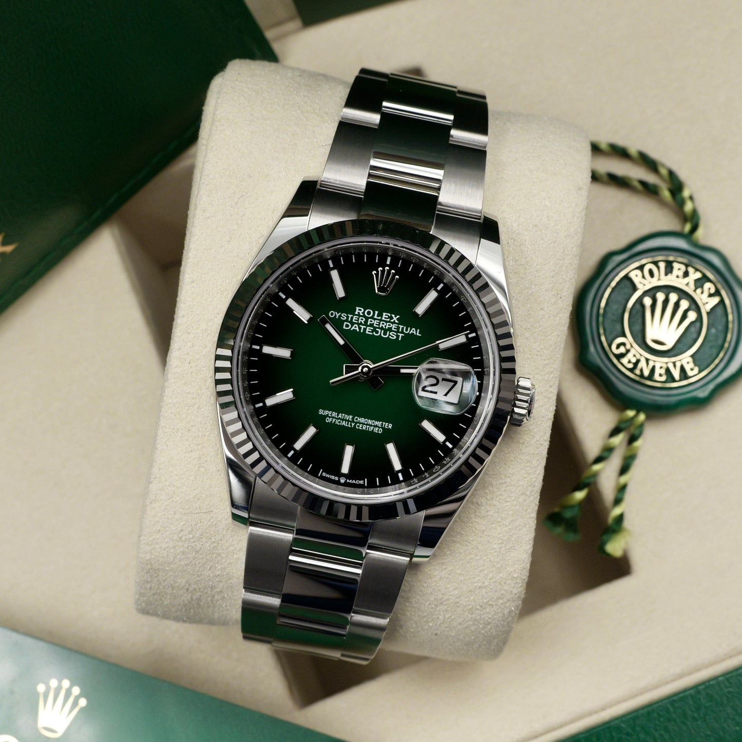 Rolex Datejust 36 Ombré Fluted Oyster 126234 - Full Set (2026)