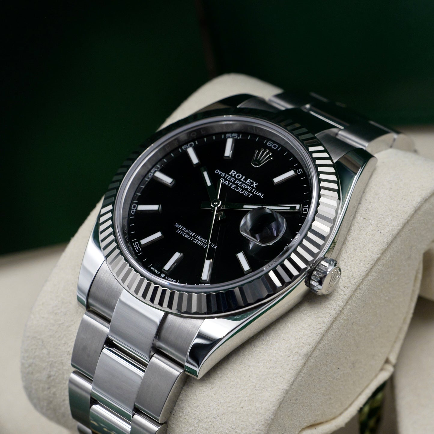 Rolex Datejust 41 Black Dial Fluted Jubilee 126334 - Full Set (2025)