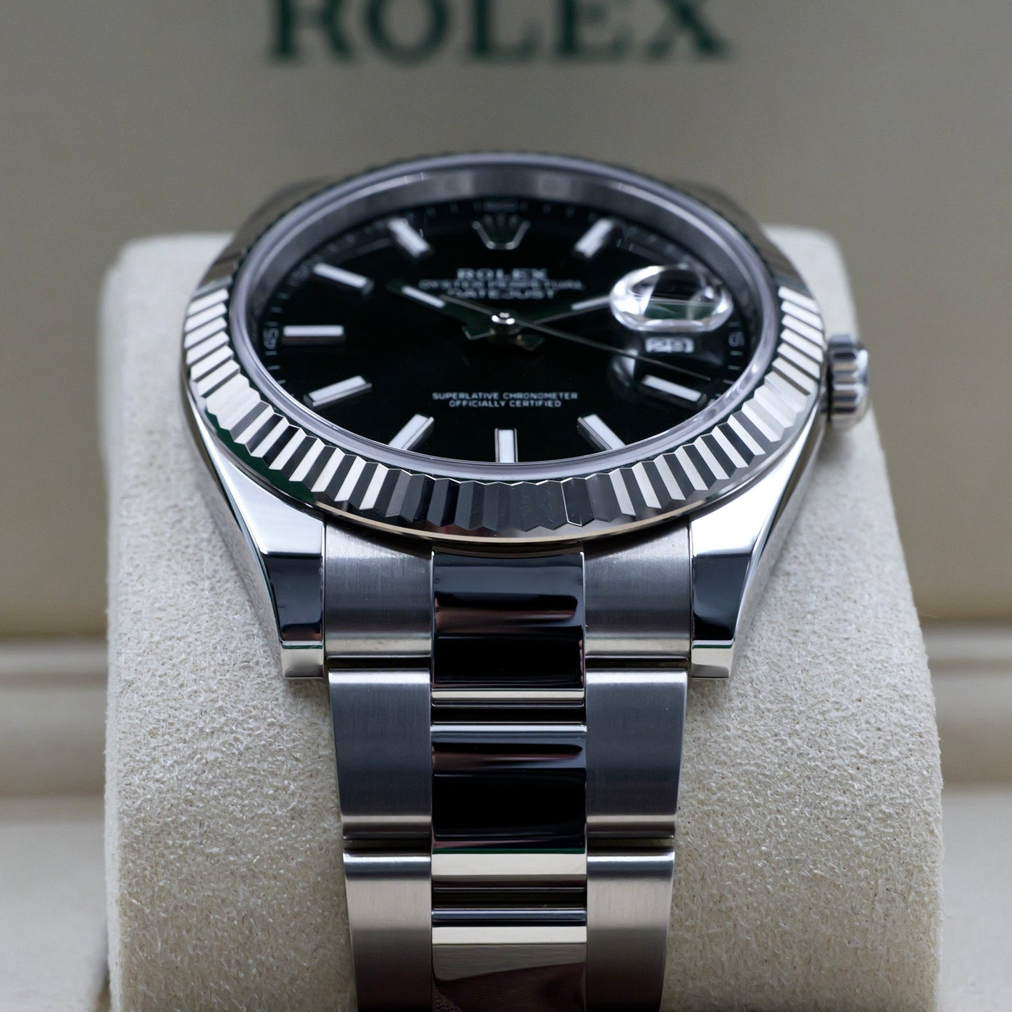 Rolex Datejust 41 Black Dial Fluted Jubilee 126334 - Full Set (2025)